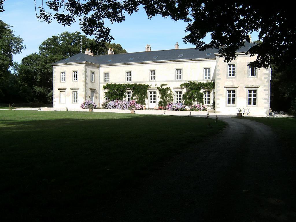 Bed and Breakfast Chateau De La Marronniere Aizenay Exterior foto